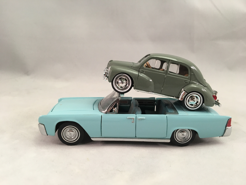 Illustration for article titled French Friday: Solido Renault 4cv